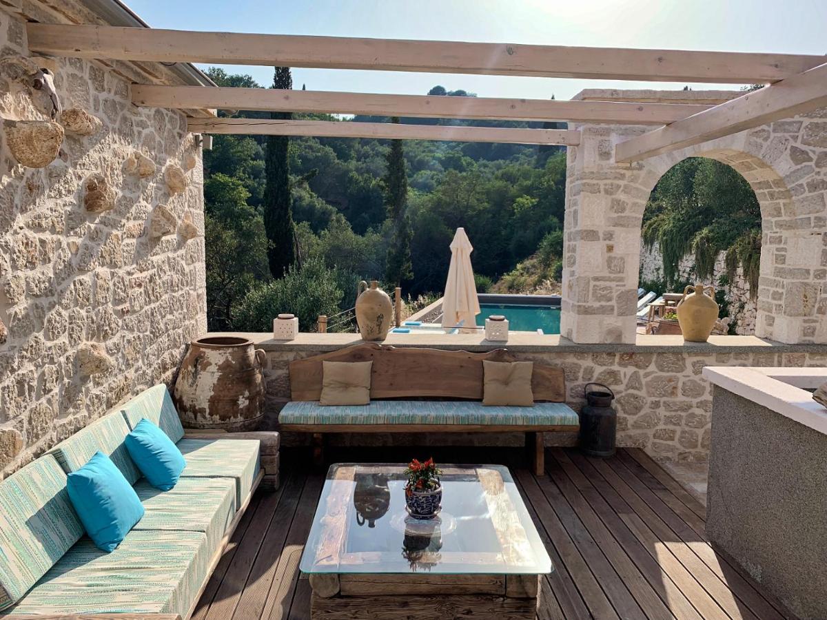 Sinium Luxury Villa Viggla Exterior foto